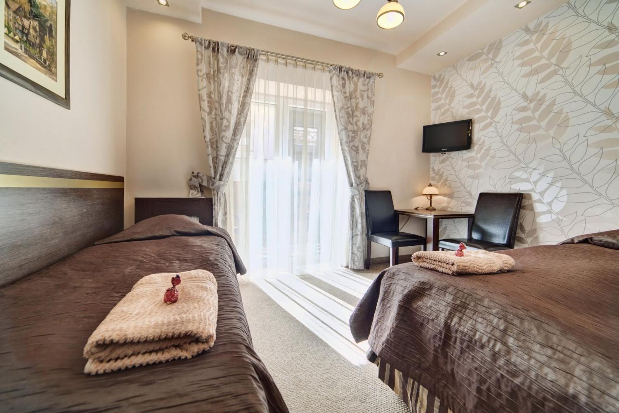 Hotel Orlik Криница-Здруй Екстериор снимка